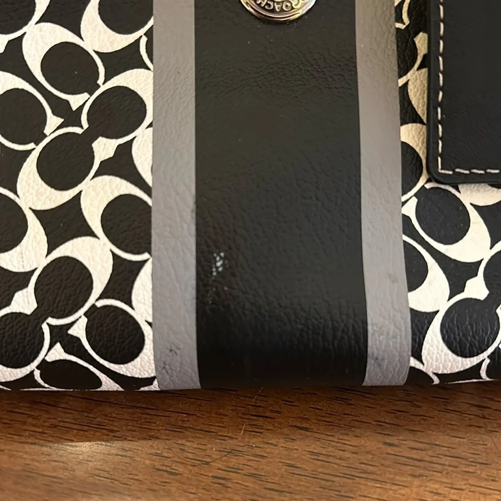 Rare coach tote - Picture 2 of 10